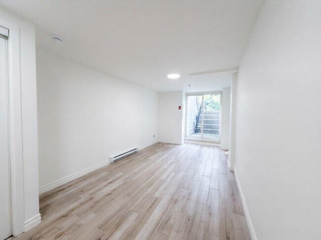 Photo du bâtiment - 181 Gerrard St E