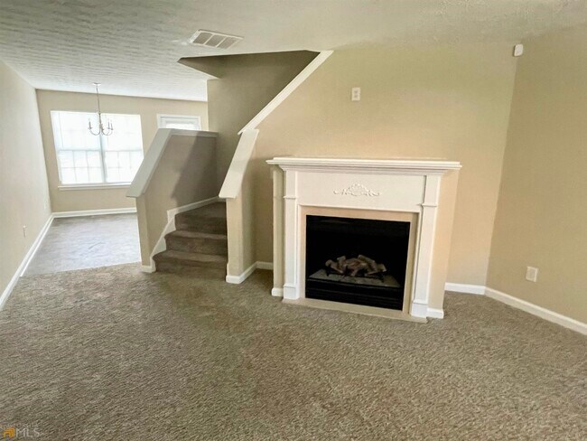Building Photo - 136 Rankin Cir