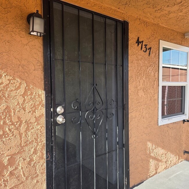 Foto del edificio - 4737 Dozier St