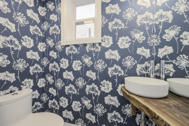 Photo du bâtiment - 17 Lockwood Rd