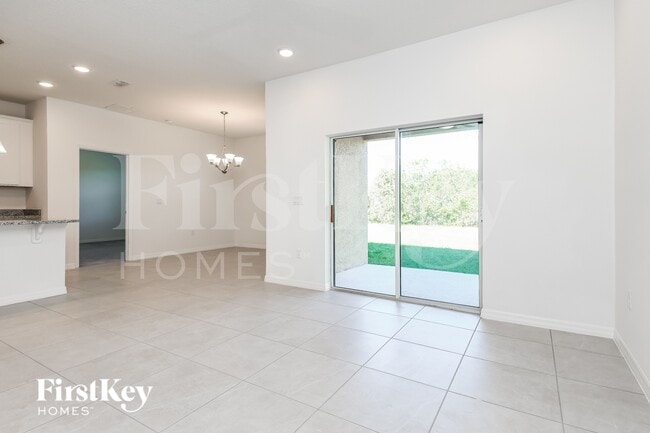 Foto del edificio - 1224 Spokane Pt