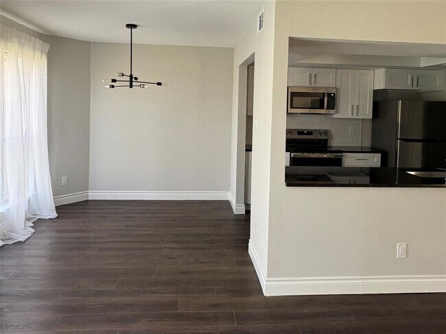 Foto del edificio - 13335 Water Oak Ln