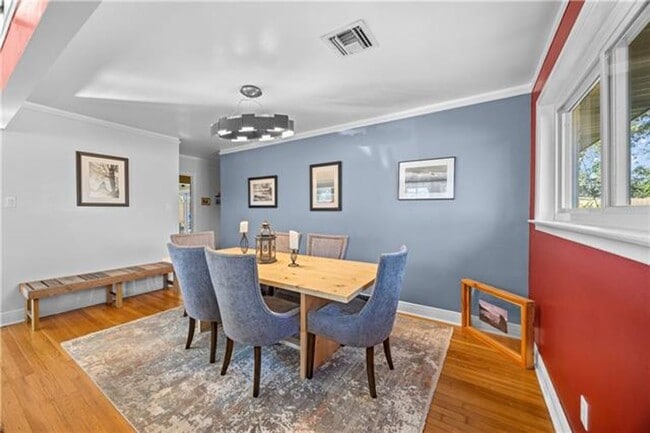 Building Photo - River Ridge Home Rental