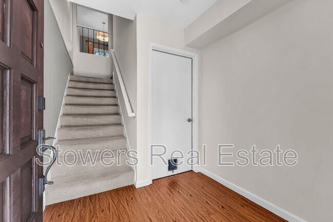 Building Photo - 503 Woodminster Dr