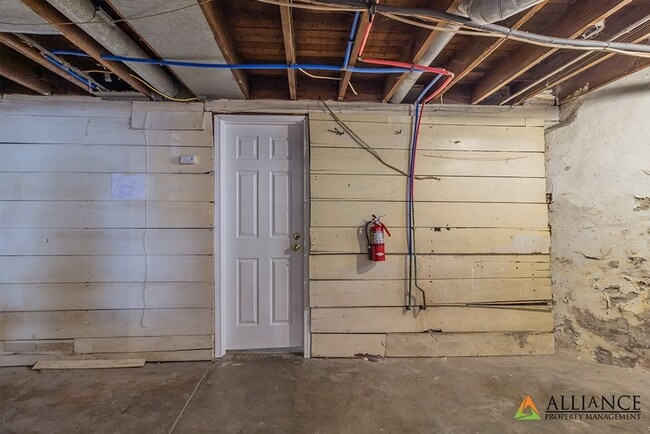 Building Photo - 909 Leavenworth St