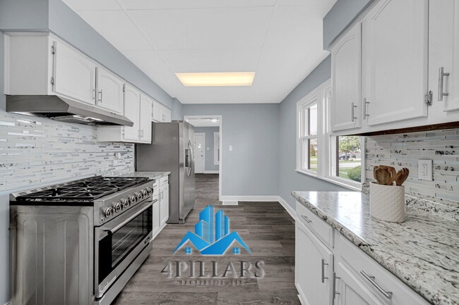 Foto del edificio - 648 Stewart Ct
