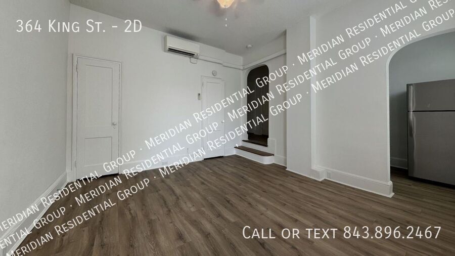 Primary Photo - 364 King St