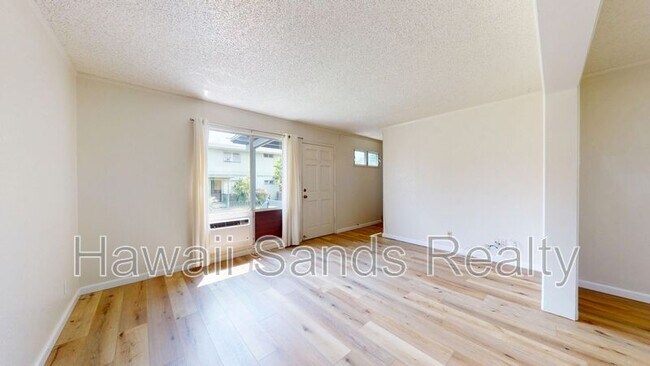 Foto del edificio - 98-1426 D Kaahumanu St Apt