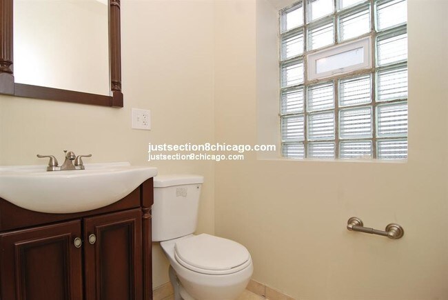 Foto del edificio - 3724 W Ferdinand St