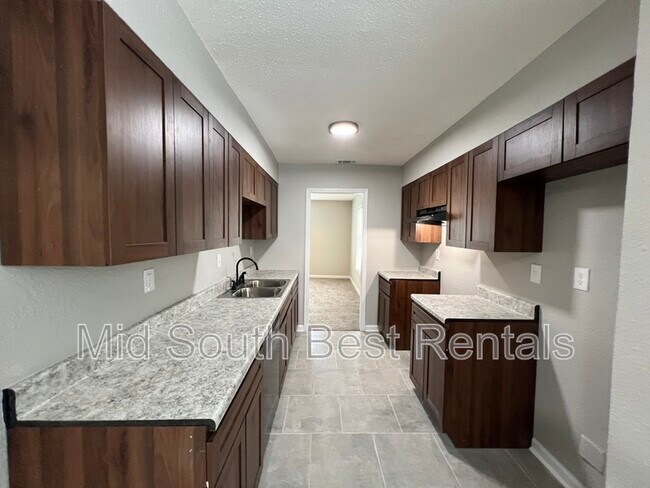 Foto del edificio - 3580 Carlock Cove