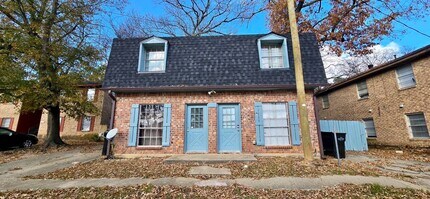 Building Photo - 401 1/2 Tammy Lynn Dr