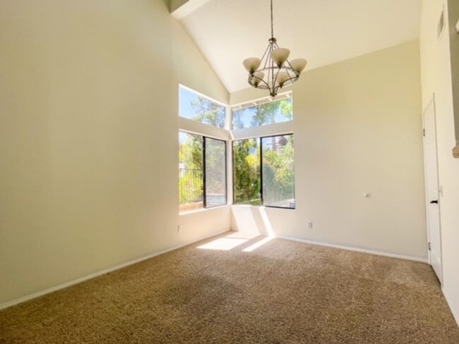 Building Photo - Orange - 4 Bed House for Lease - Pool & Sp...