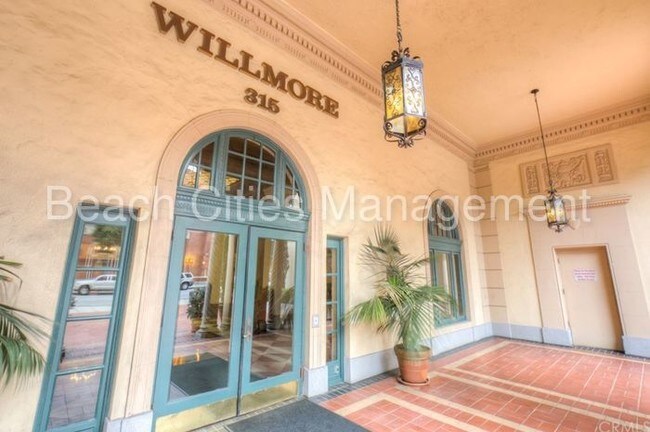 Foto del edificio - 315 W 3rd St