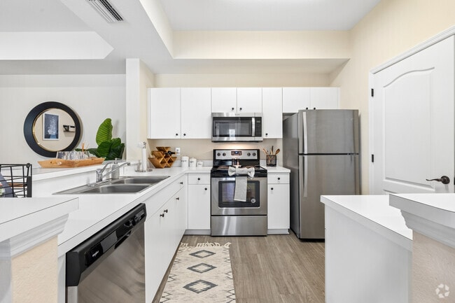 Cornell - 2BR, 2BA - 1,202SF - Kitchen - The Lakes At College Pointe