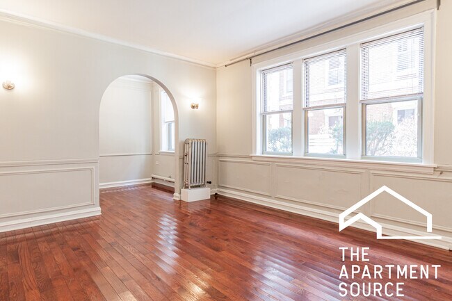 Foto del edificio - 544 W Surf St