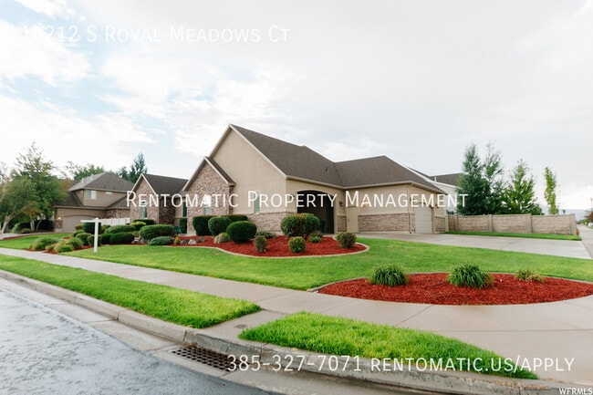 Building Photo - 10212 Royal Meadows Ct