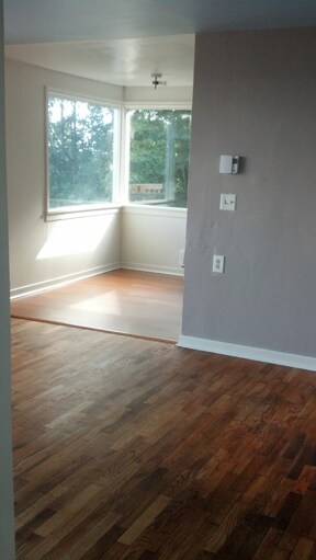 Foto del edificio - 2028 N Wycoff Ave