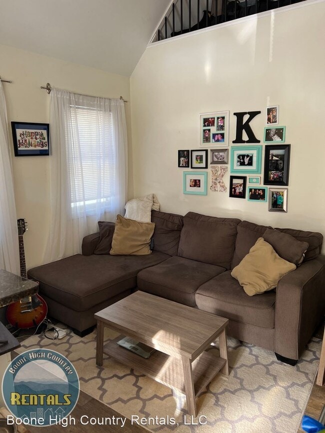 Building Photo - 1 br, 1 bath House - 103 Goshen Creek