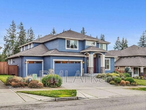 Building Photo - 6603 SE 7th Pl