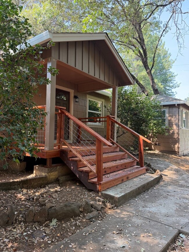 Building Photo - 19576 Baumann Rd