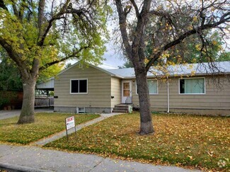Building Photo - 516 1/2 Avenue E