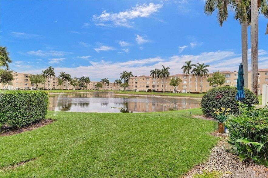 Photo - 12547 Imperial Isle Drive Unit 206