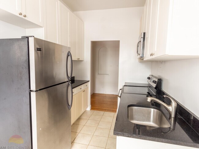 Building Photo - 675 86th St