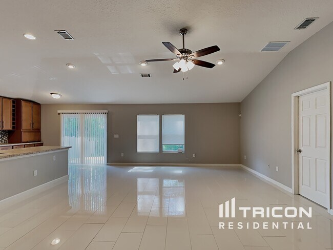 Building Photo - 15252 Bareback Drive Jacksonville FL