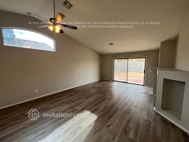 Foto del edificio - 11354 W Ruth Ave