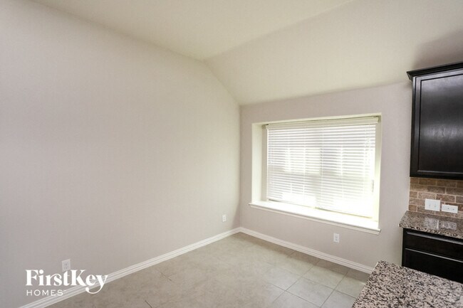 Foto del edificio - 14820 Rocky Face Ln