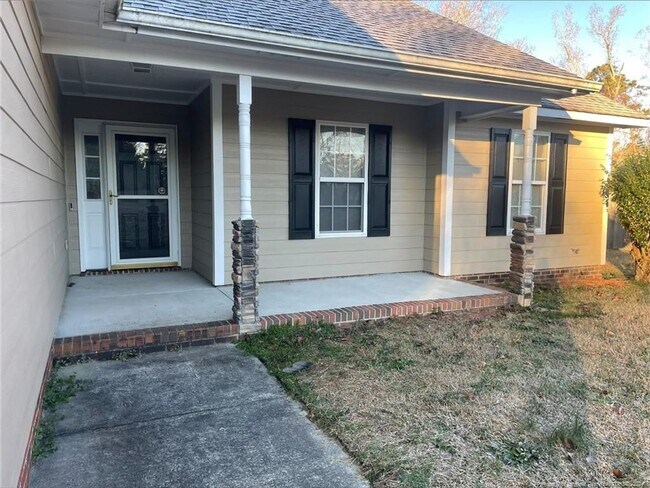 Building Photo - 112 Kingsberry Ct