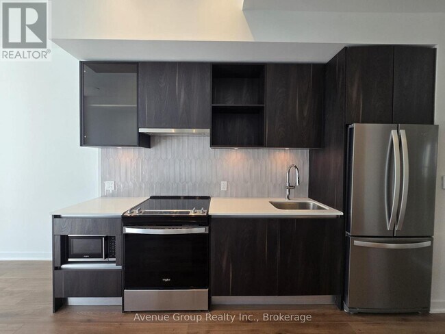Photo du bâtiment - 405 Dundas St W