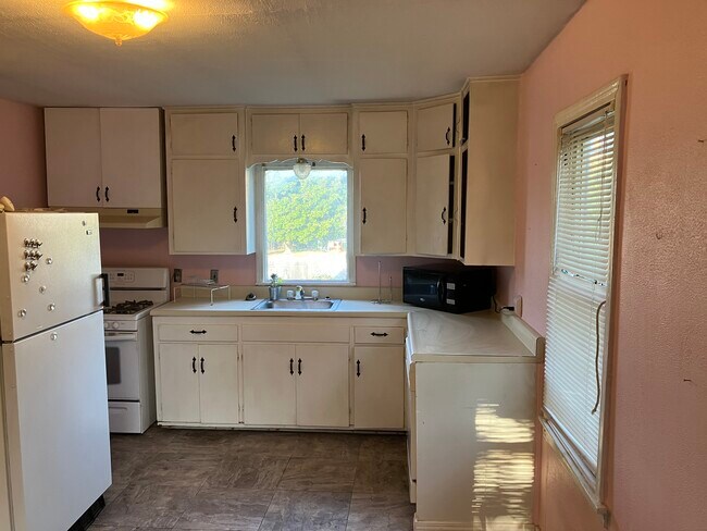 Foto del edificio - 2532 NW 17th St
