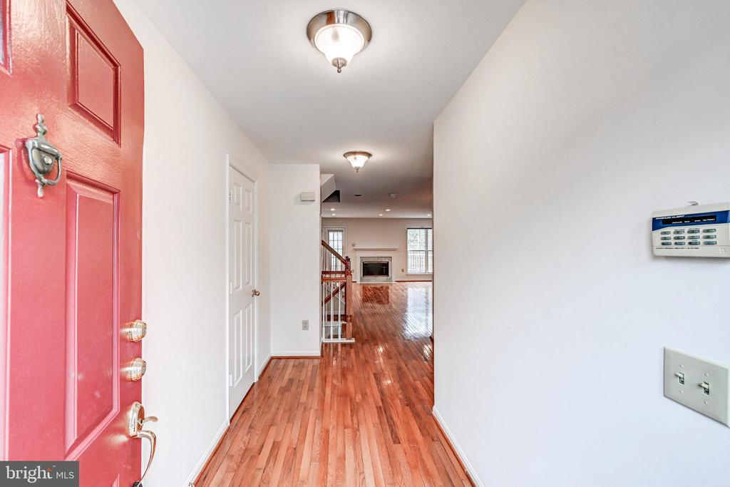 Foto principal - 11919 Thurloe Dr