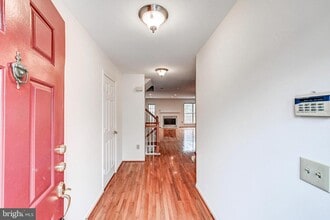 Building Photo - 11919 Thurloe Dr