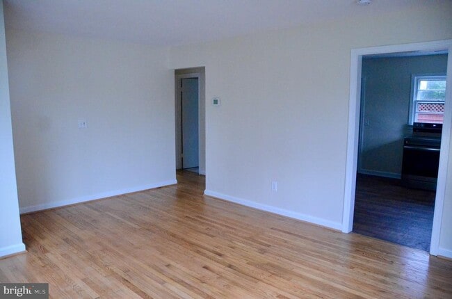 Building Photo - 1442 Rehling Dr