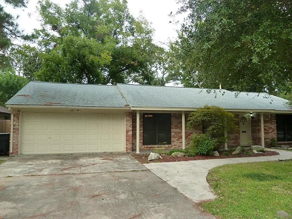 Primary Photo - 9122 Western Dr