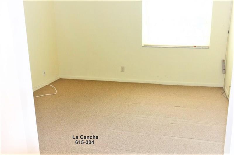 Foto del edificio - 615 NE 12th Ave