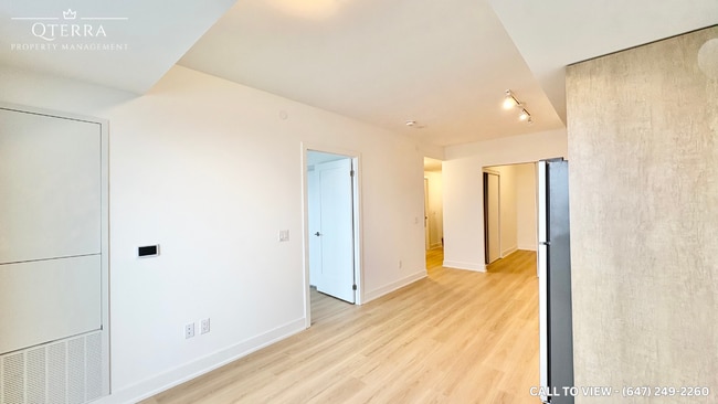 Building Photo - 2545 Simcoe St N