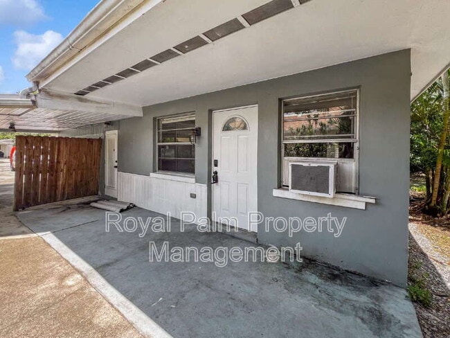 Foto del edificio - 1918 Grace Ave
