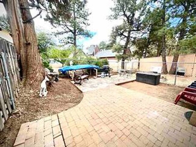 Foto del edificio - 2 Bedroom Lodge- Pet Friendly- Fenced Yard