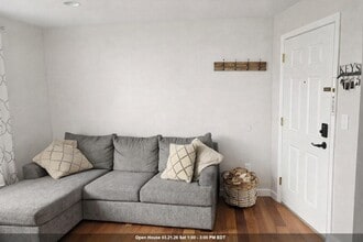 Building Photo - 413-415 9th St