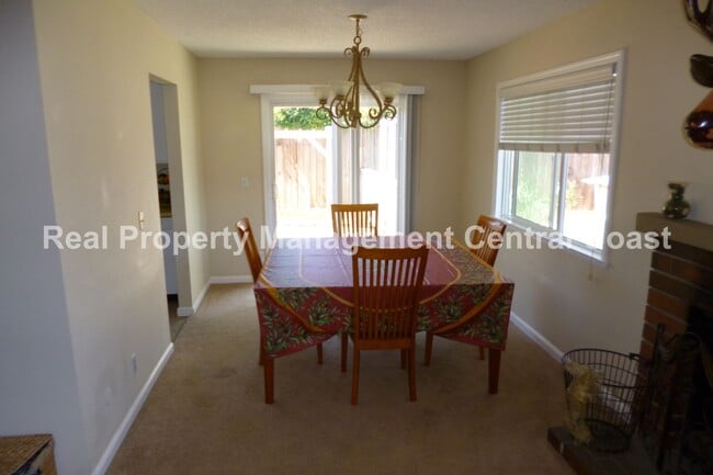 Building Photo - AVAILABLE JULY - 3 Bedroom SLO Home, Close...