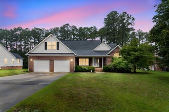 Building Photo - 757 Stone Cross Dr