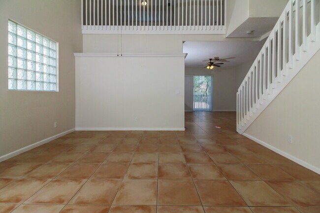 Foto del edificio - 5419 NW 121st Ave