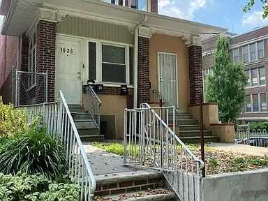 Primary Photo - 1626 Lindley Ave