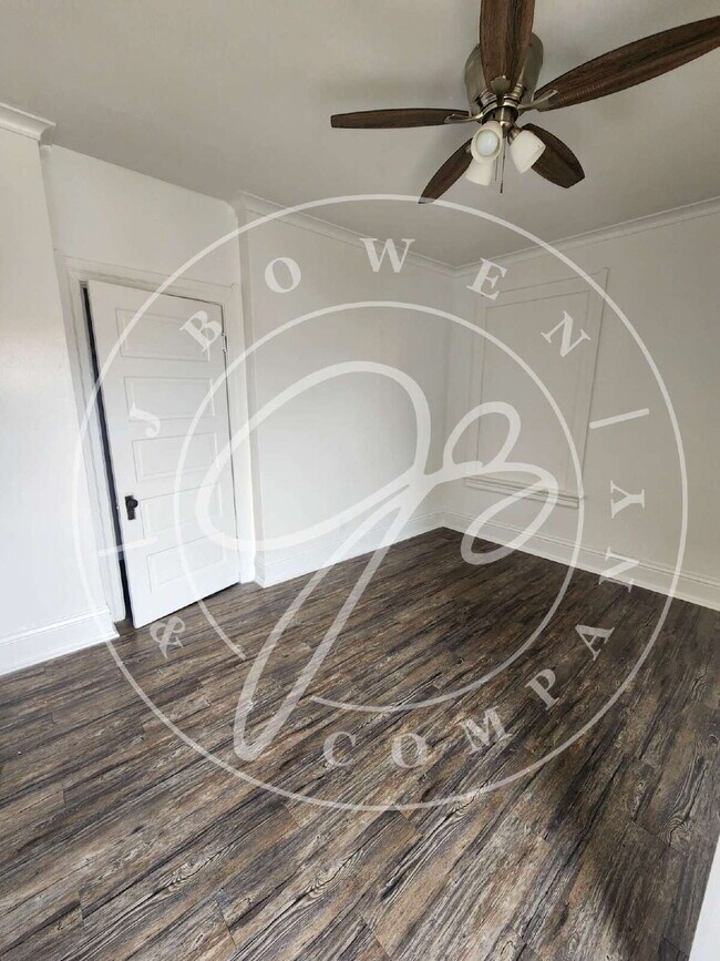 Foto del edificio - 2nd floor Studio: Cozy 400 Sq Ft Space. El...
