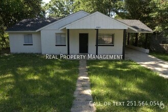 Building Photo - 4060 Cresthaven Rd