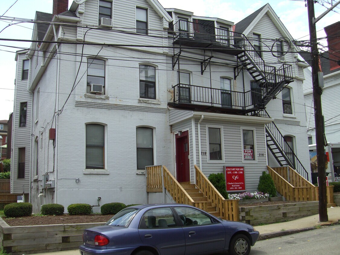 Primary Photo - 218 Coltart Ave