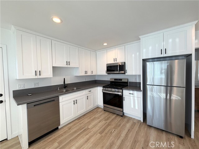 Building Photo - 12821 Doty Ave